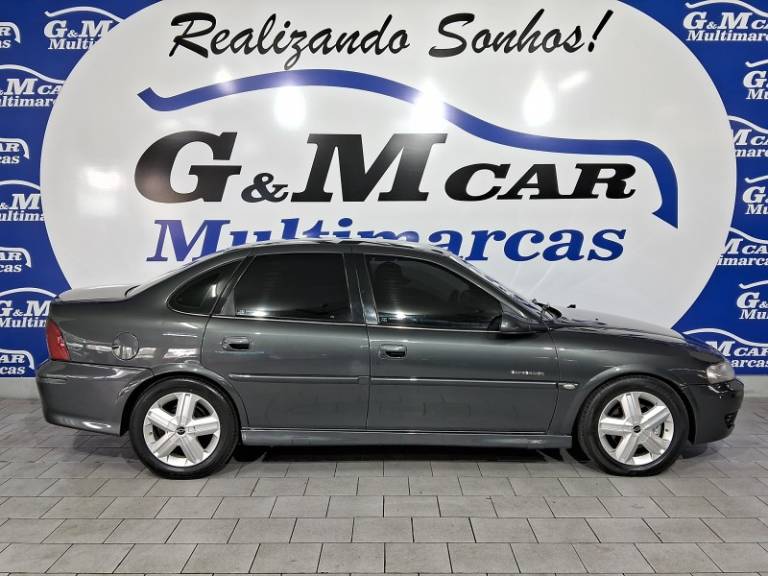 CHEVROLET - VECTRA - 2005/2005 - Cinza - R$ 33.900,00