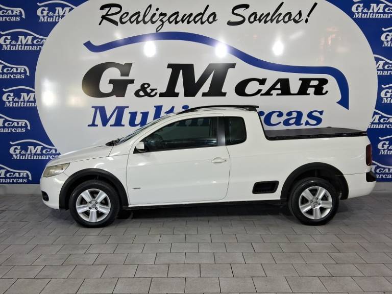 VOLKSWAGEN - SAVEIRO - 2011/2012 - Branca - R$ 46.900,00