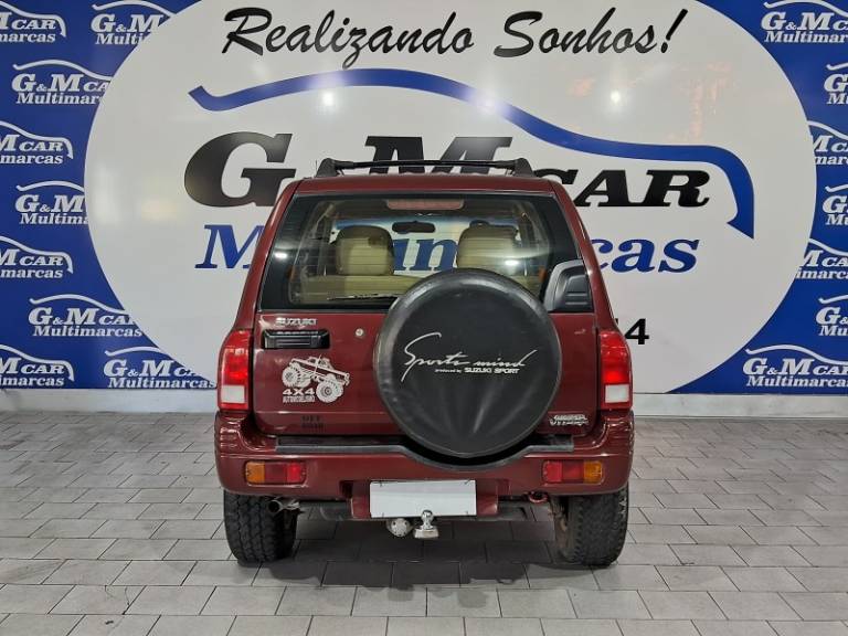 SUZUKI - GRAND VITARA - 1998/1999 - Vermelha - R$ 37.900,00