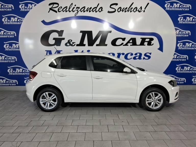 VOLKSWAGEN - POLO - 2020/2021 - Branca - R$ 66.900,00
