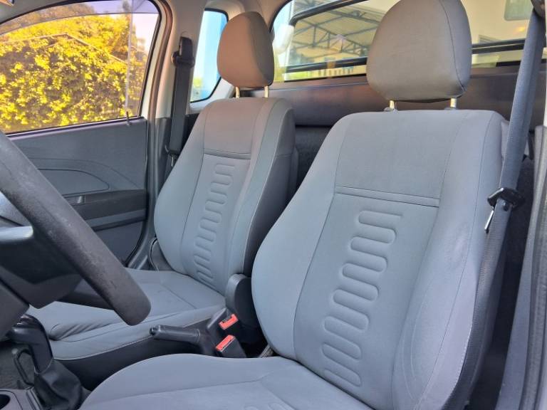 CHEVROLET - MONTANA - 2011/2012 - Branca - R$ 39.900,00