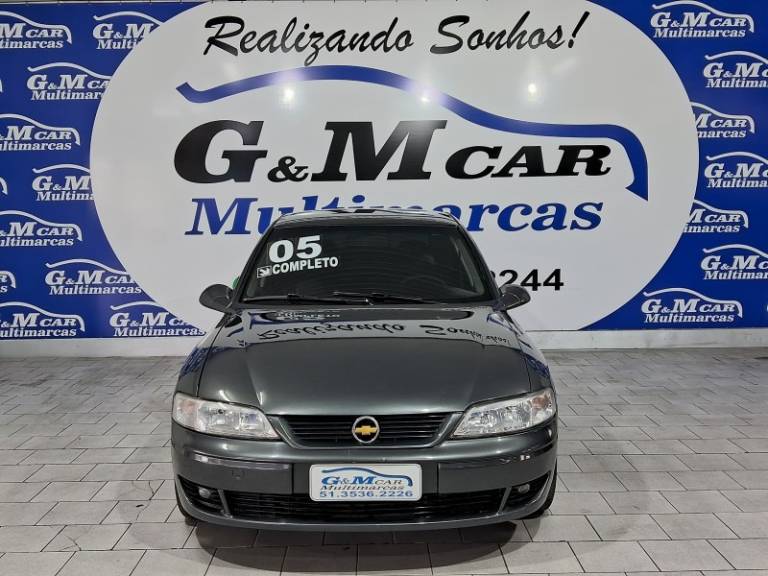 CHEVROLET - VECTRA - 2005/2005 - Cinza - R$ 33.900,00