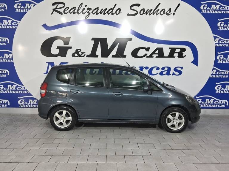 HONDA - FIT - 2005/2005 - Cinza - R$ 30.900,00