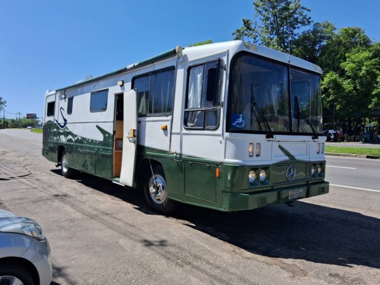 MERCEDES-BENZ - 1113 - 1978/1978 - Branca - R$ 189.900,00