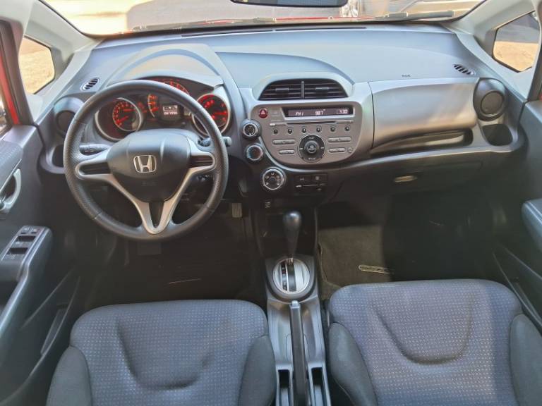 HONDA - FIT - 2011/2011 - Vermelha - R$ 49.900,00