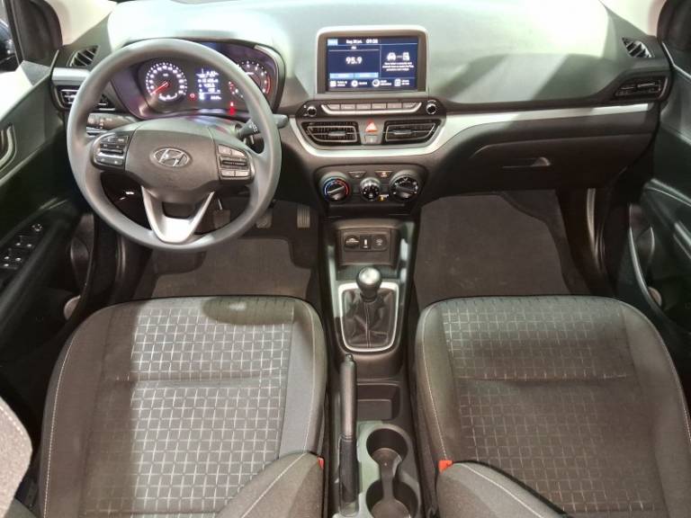 HYUNDAI - HB20 - 2023/2024 - Preta - R$ 72.900,00