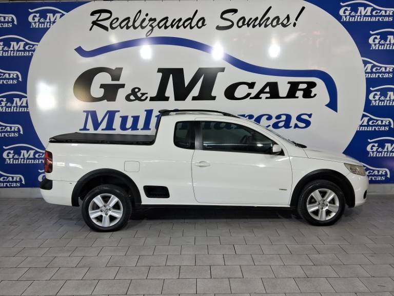 VOLKSWAGEN - SAVEIRO - 2011/2012 - Branca - R$ 46.900,00