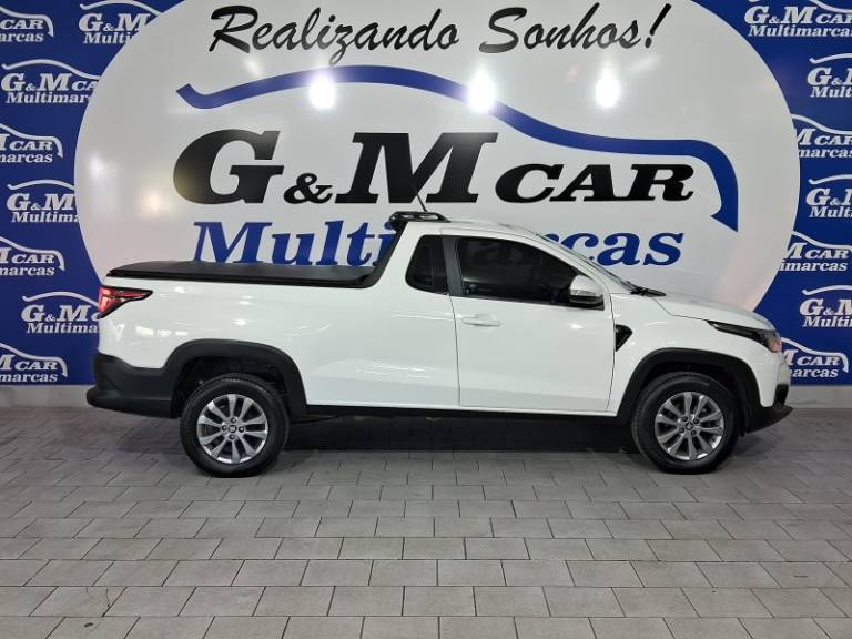 FIAT - STRADA - 2024/2025 - Branca - R$ 103.900,00