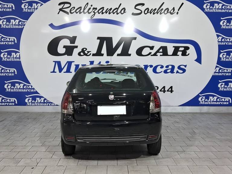 FIAT - PALIO - 2013/2014 - Preta - R$ 28.900,00