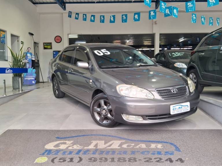 TOYOTA - COROLLA - 2004/2005 - Cinza - R$ 42.900,00