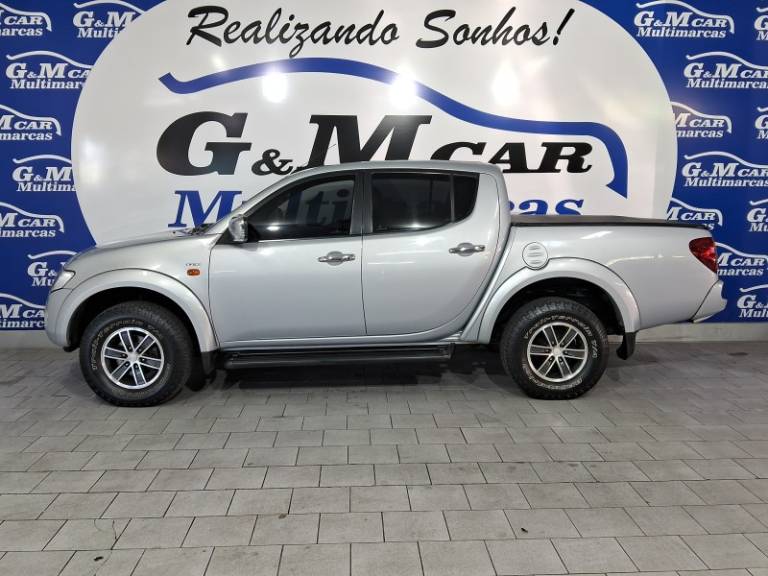 MITSUBISHI - L200 TRITON - 2009/2009 - Prata - R$ 88.900,00