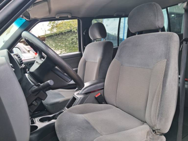 CHEVROLET - S10 - 2011/2011 - Preta - R$ 61.900,00