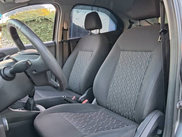 FORD - KA + - 2020/2021 - Cinza - R$ 56.900,00