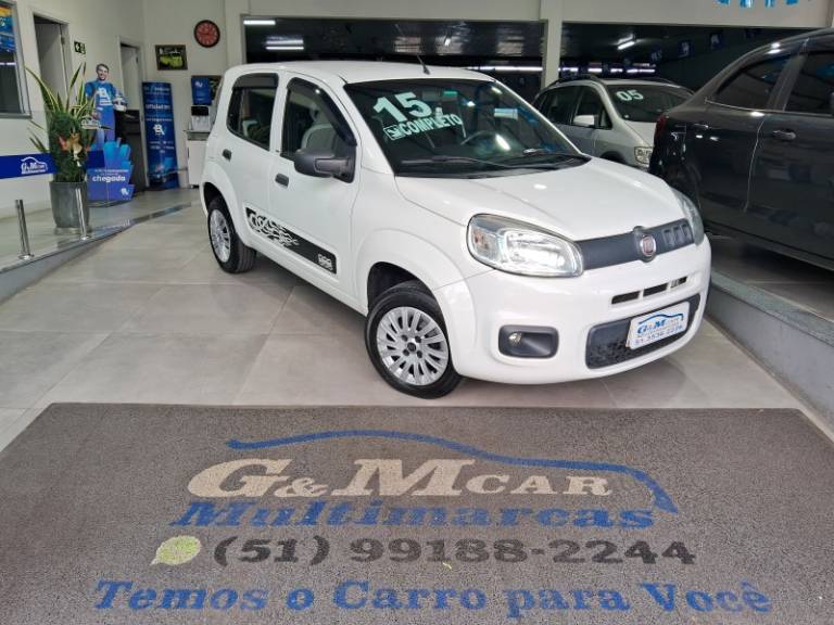 FIAT - UNO - 2014/2015 - Branca - R$ 38.900,00