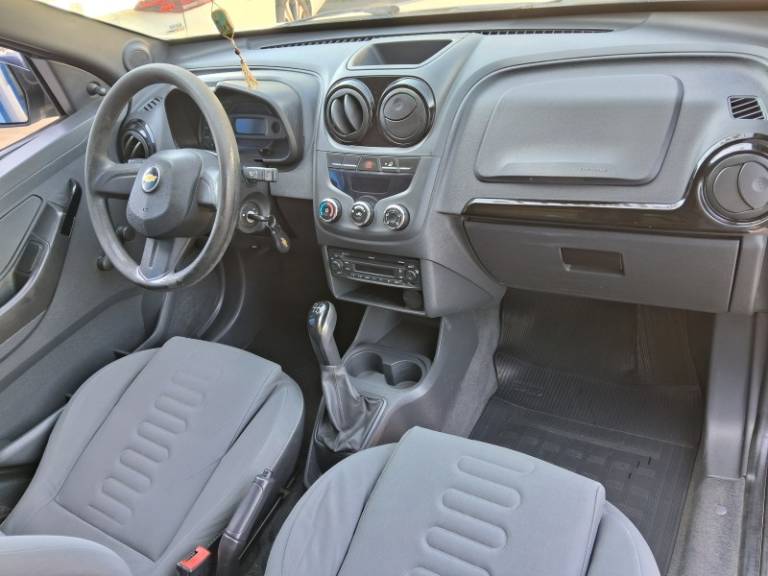 CHEVROLET - MONTANA - 2011/2012 - Branca - R$ 39.900,00