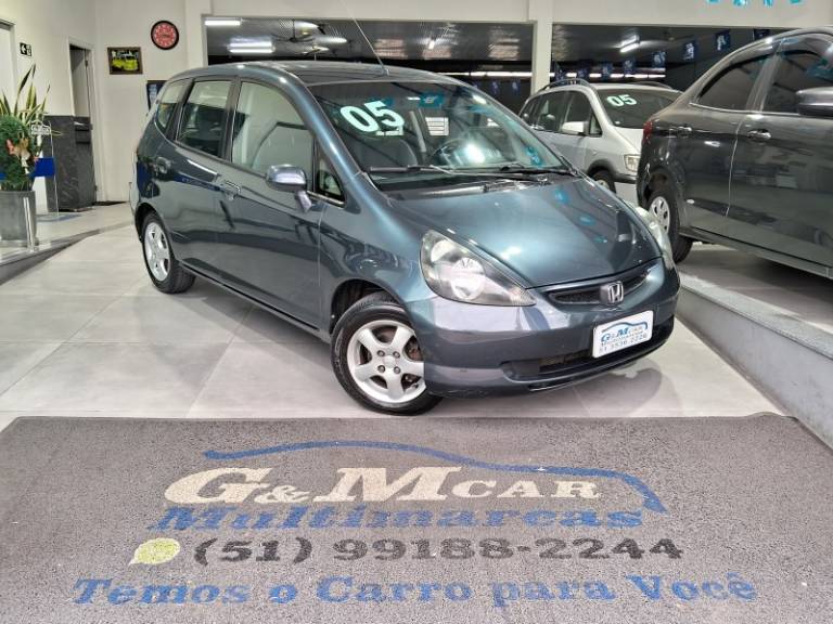 HONDA - FIT - 2005/2005 - Cinza - R$ 30.900,00