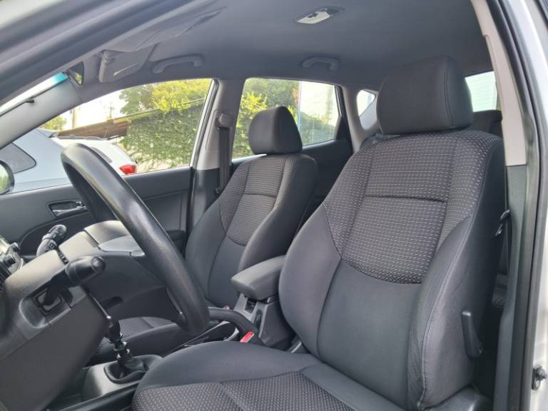 HYUNDAI - I30 - 2010/2011 - Prata - R$ 44.900,00