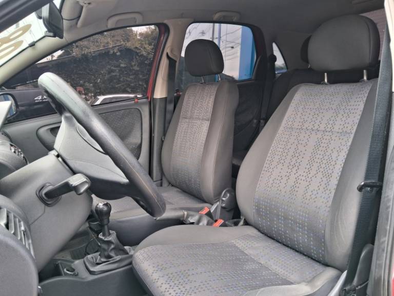 CHEVROLET - CORSA - 2008/2008 - Vermelha - R$ 27.900,00