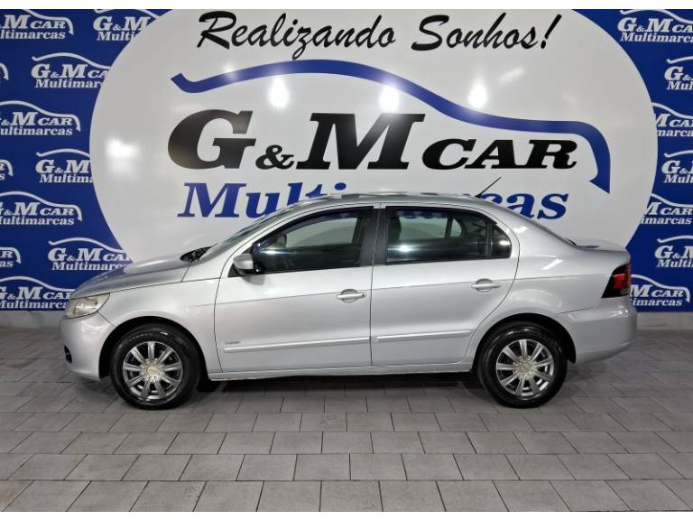 VOLKSWAGEN - VOYAGE - 2012/2013 - Prata - R$ 38.900,00