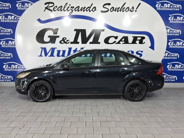FORD - FOCUS - 2008/2009 - Preta - R$ 32.900,00