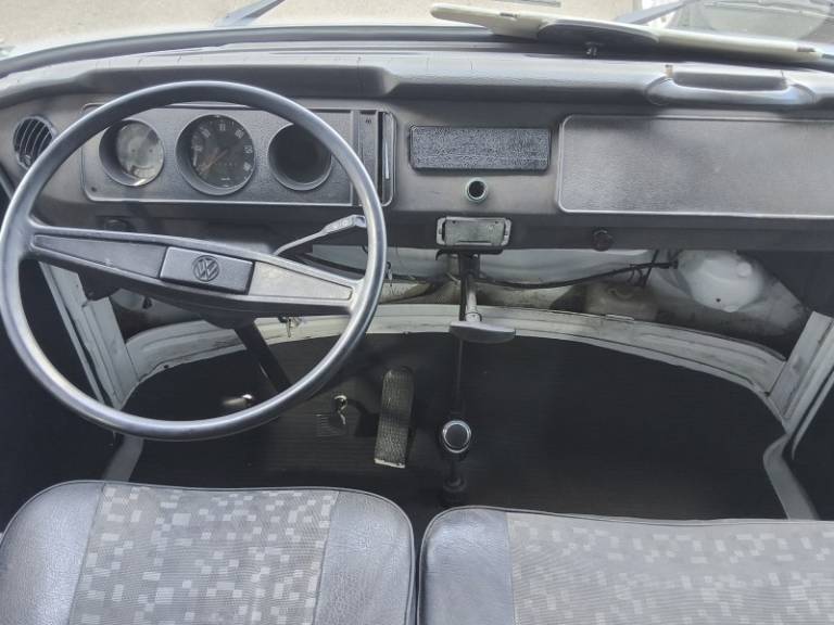 VOLKSWAGEN - KOMBI - 1995/1996 - Branca - R$ 29.900,00