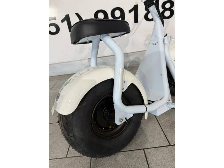 TUI - 1000W - 2025/2025 - Branca - R$ 7.800,00