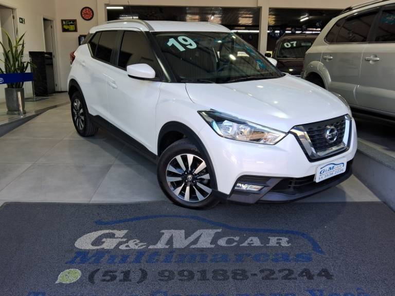 NISSAN - KICKS - 2018/2019 - Branca - R$ 85.900,00