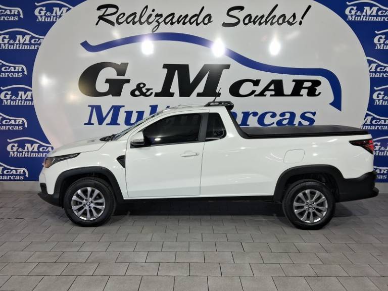 FIAT - STRADA - 2024/2025 - Branca - R$ 103.900,00