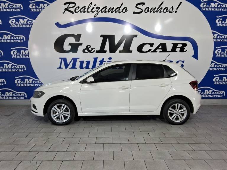 VOLKSWAGEN - POLO - 2020/2021 - Branca - R$ 66.900,00