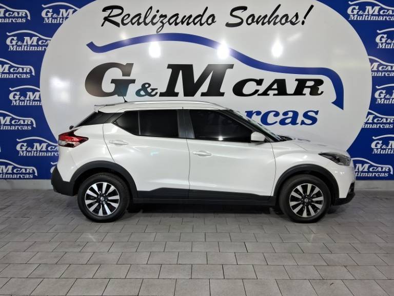 NISSAN - KICKS - 2018/2019 - Branca - R$ 85.900,00
