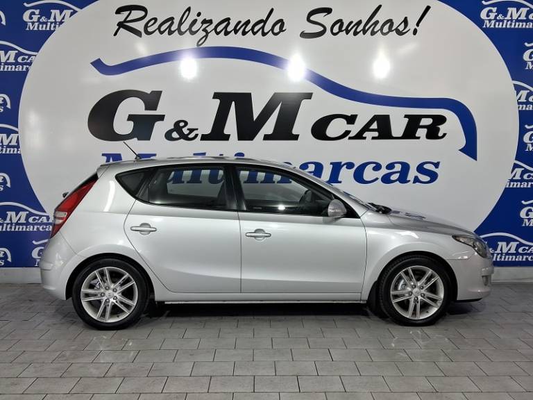 HYUNDAI - I30 - 2010/2011 - Prata - R$ 44.900,00