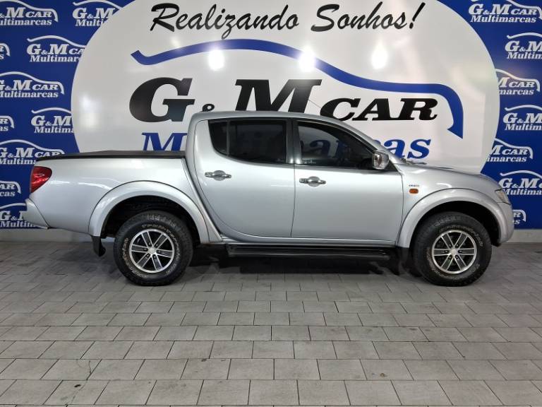 MITSUBISHI - L200 TRITON - 2009/2009 - Prata - R$ 88.900,00