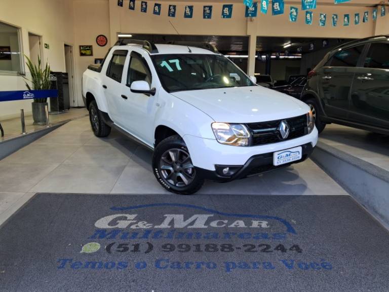 RENAULT - OROCH - 2016/2017 - Branca - R$ 73.900,00