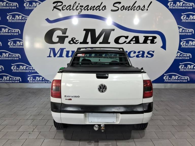 VOLKSWAGEN - SAVEIRO - 2011/2012 - Branca - R$ 46.900,00