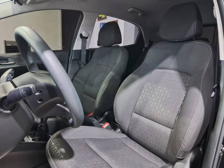 HYUNDAI - HB20 - 2023/2024 - Preta - R$ 72.900,00