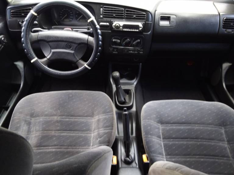 VOLKSWAGEN - GOLF - 1996/1997 - Preta - R$ 23.900,00