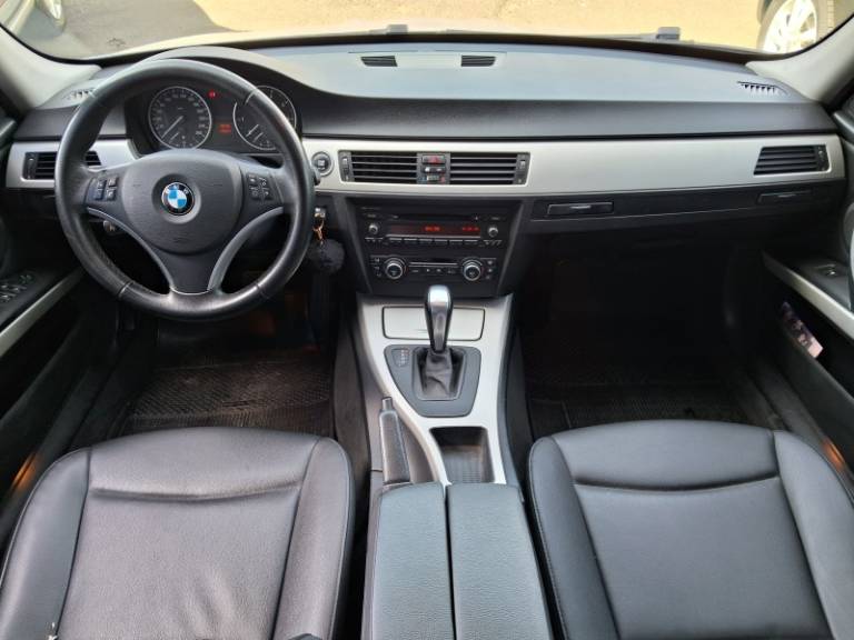 BMW - 320I - 2009/2010 - Branca - R$ 58.900,00